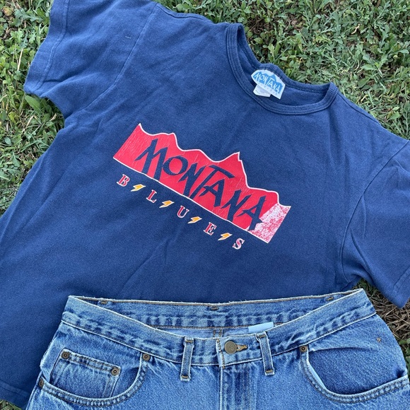 Vintage Y2k Montana Blues dark blue tee - Picture 14 of 14